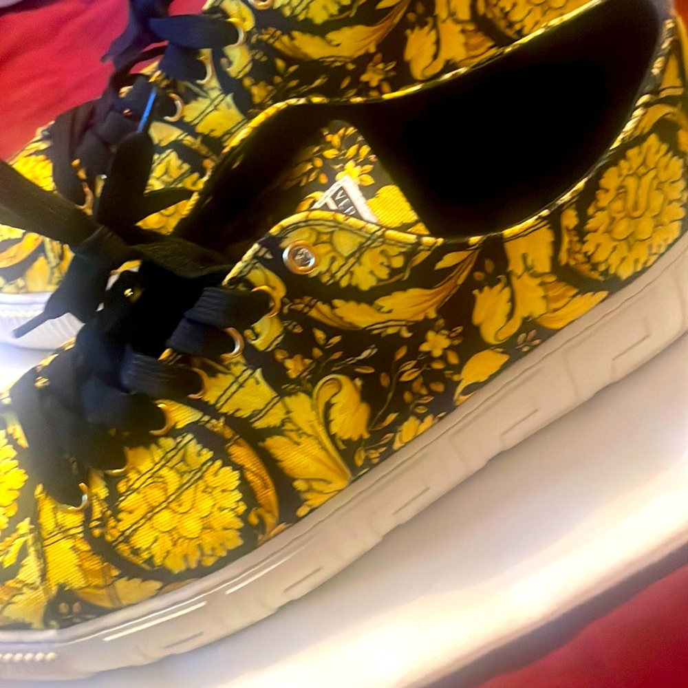 Versace low - Picture 3 of 4